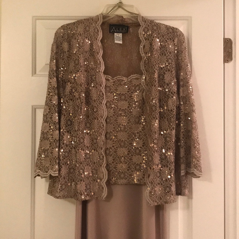 Mother of the Groom/Bride Formal Gown